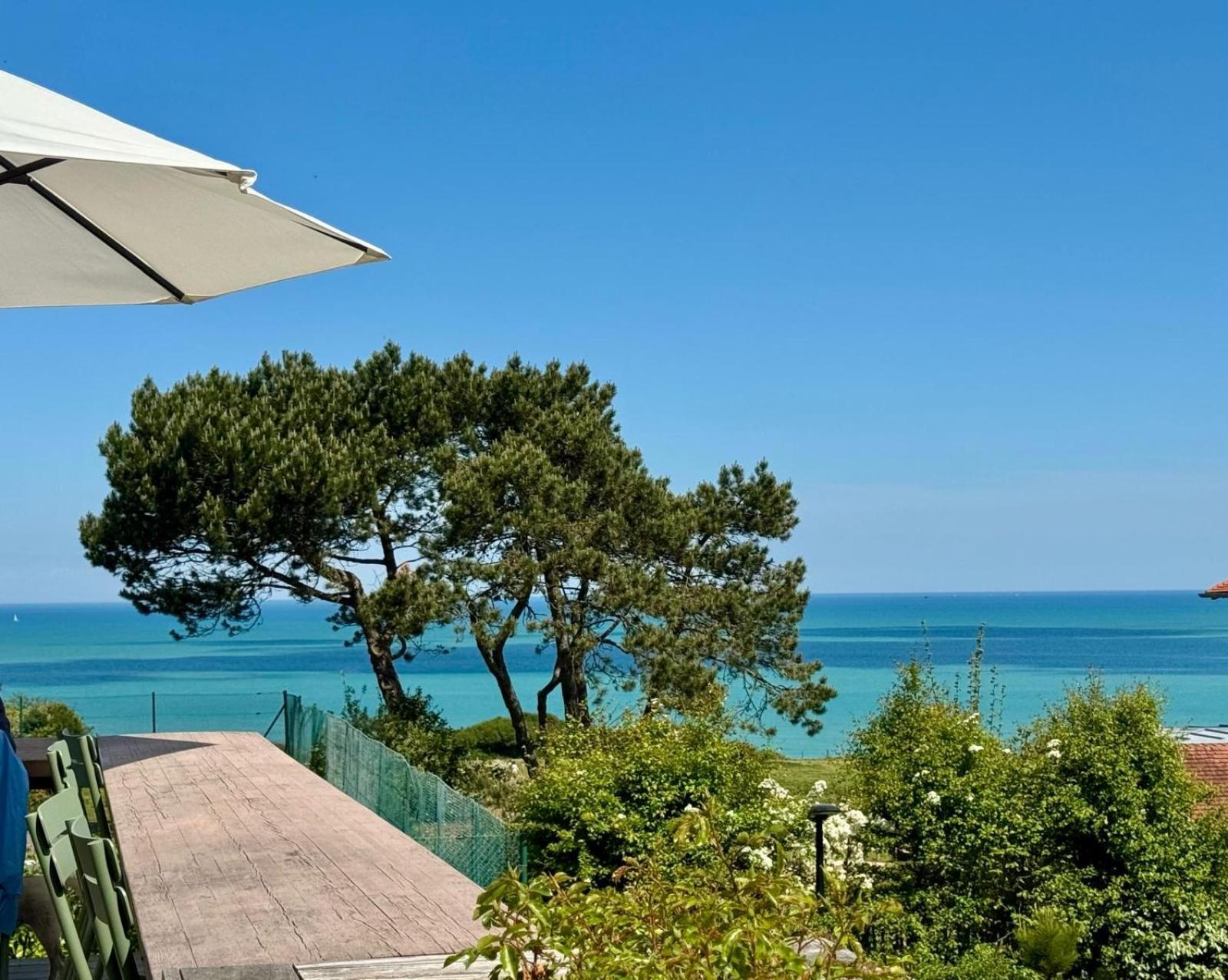 Hotel De La Terrasse Varengeville-sur-Mer Bagian luar foto